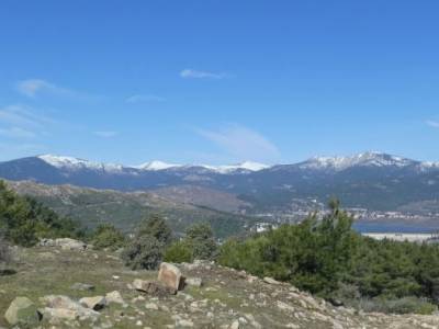 Moralzarzal - Cabeza Mediana; ruta a pie por madrid pueblos abandonados cerca de madrid piedra escri